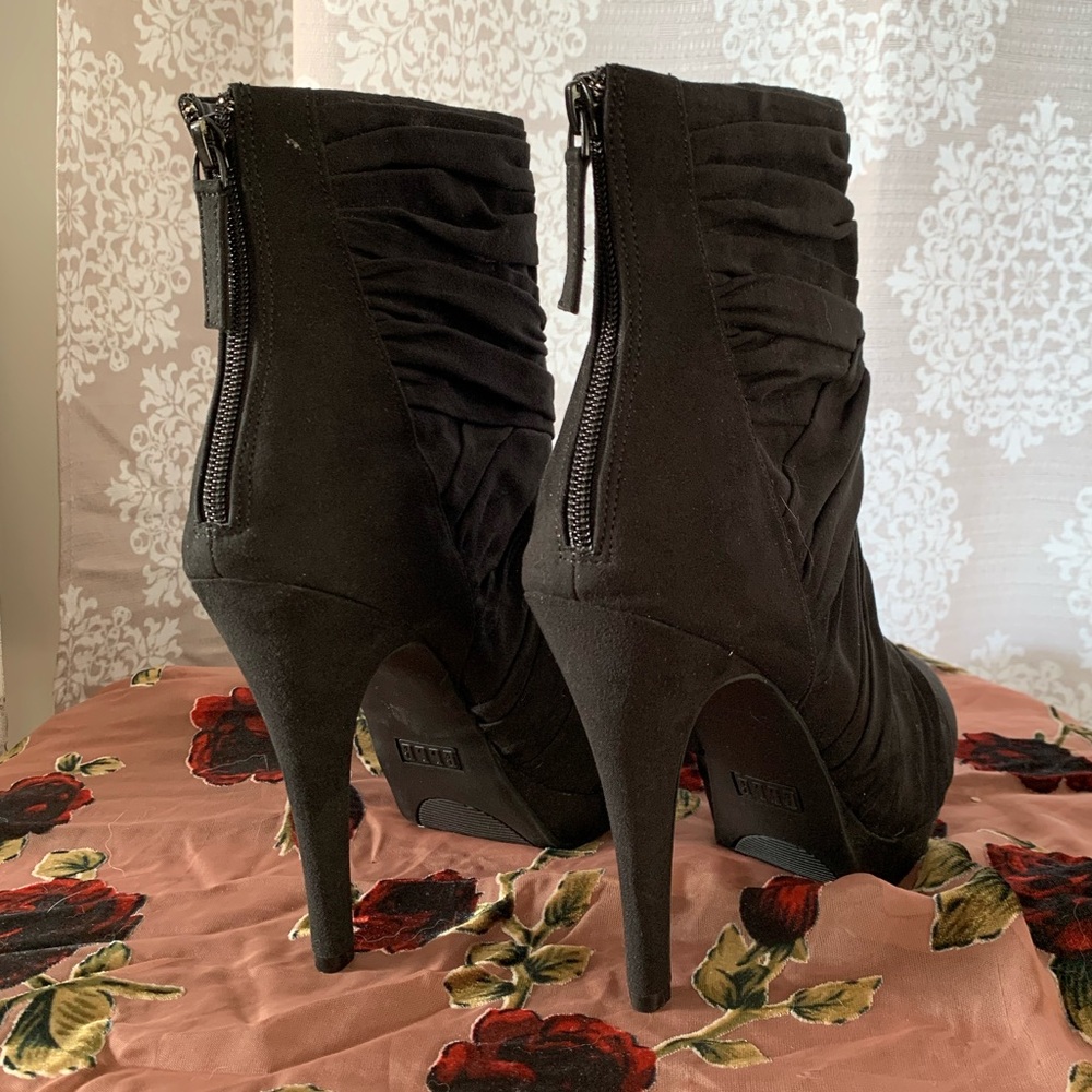 NWT ELLE black suede women’s size 10 heeled boots
